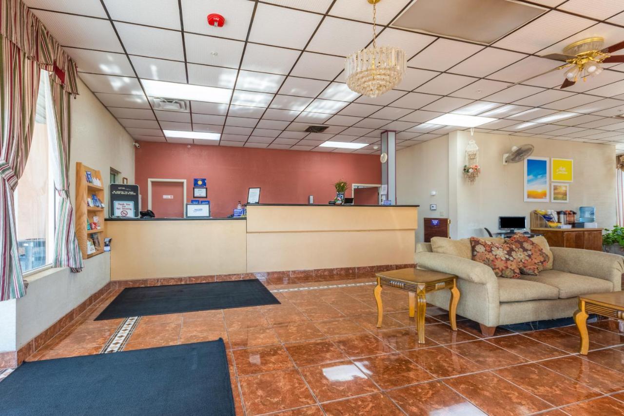Americas Best Value Inn Of Elk City Buitenkant foto