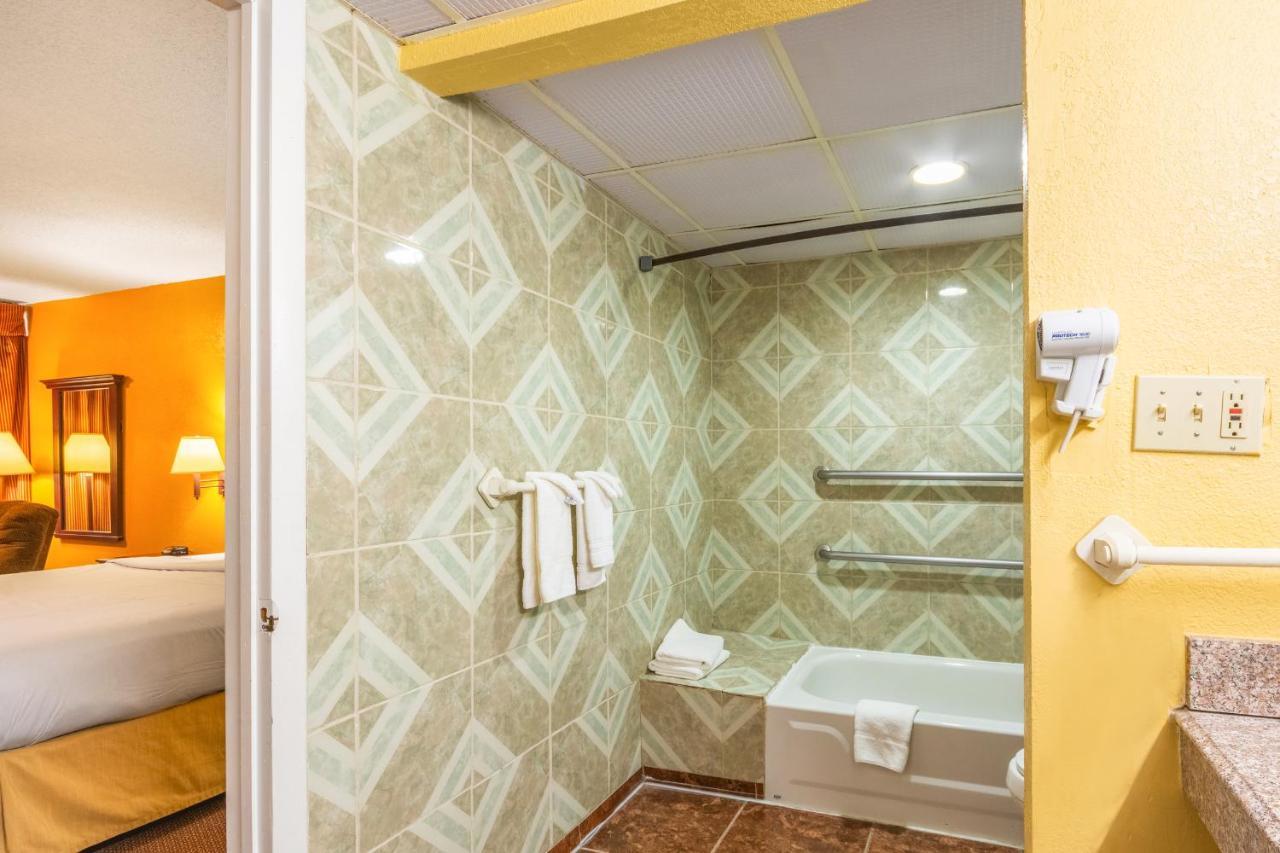 Americas Best Value Inn Of Elk City Buitenkant foto