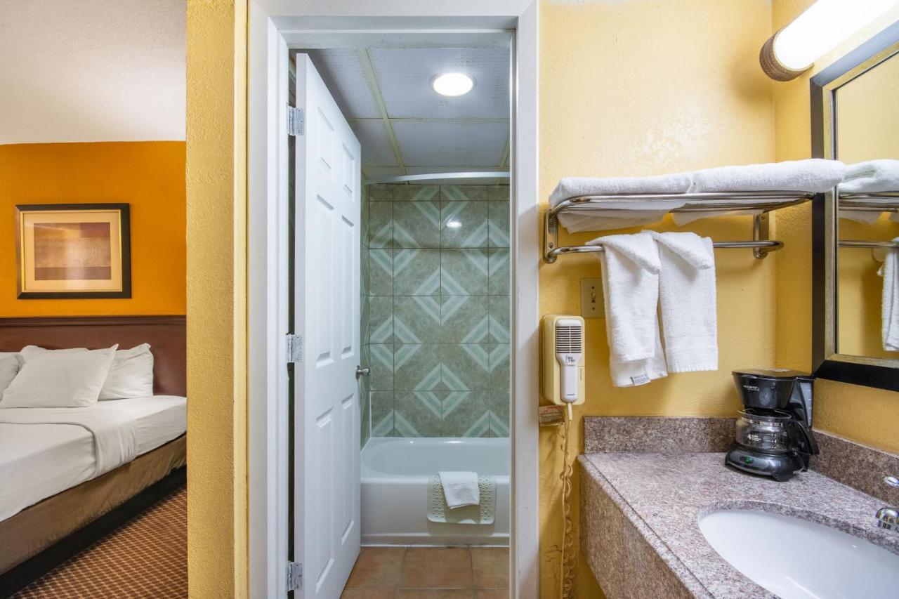 Americas Best Value Inn Of Elk City Buitenkant foto