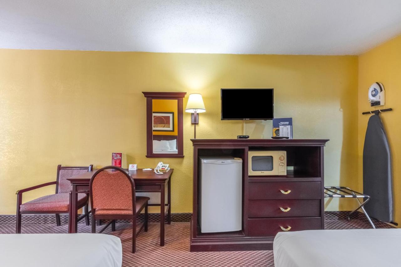 Americas Best Value Inn Of Elk City Buitenkant foto