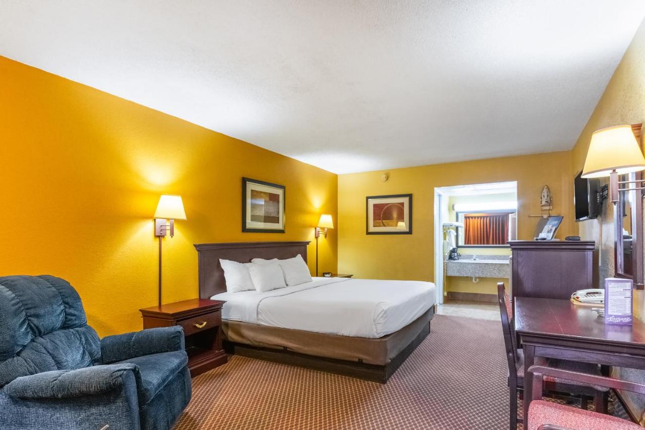 Americas Best Value Inn Of Elk City Buitenkant foto